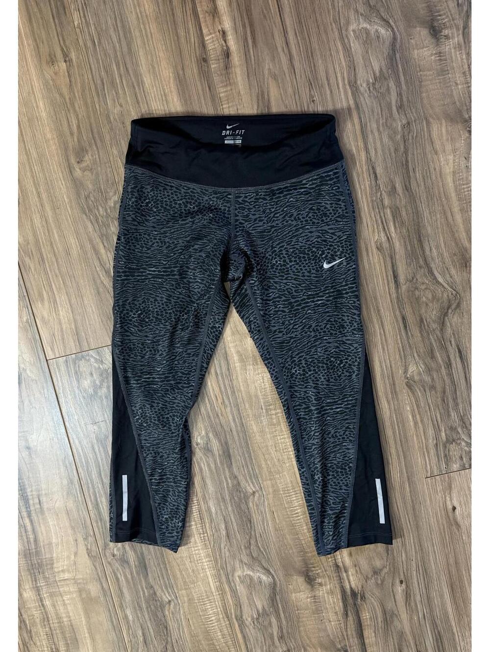 Nike Running Women's Dri-Fit Reflective Leggings NWOT